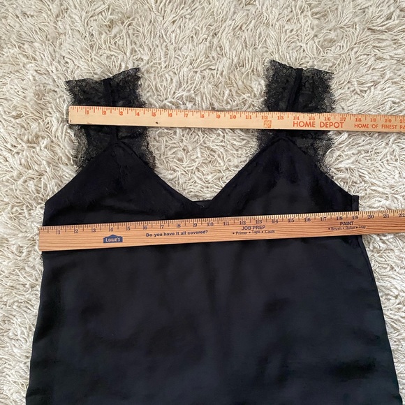 Romantic hut Black lace tank - Picture 11 of 14